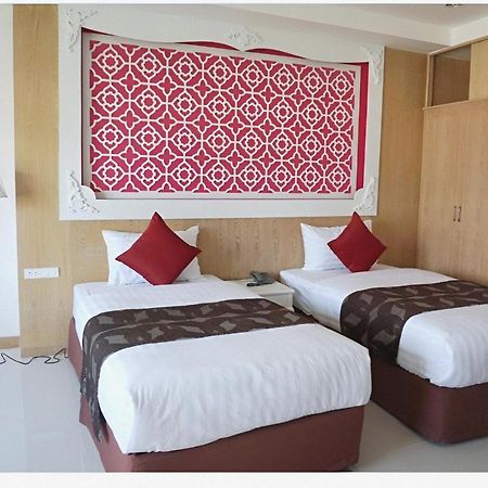 Hotel Lucky Sun Patong Extérieur photo