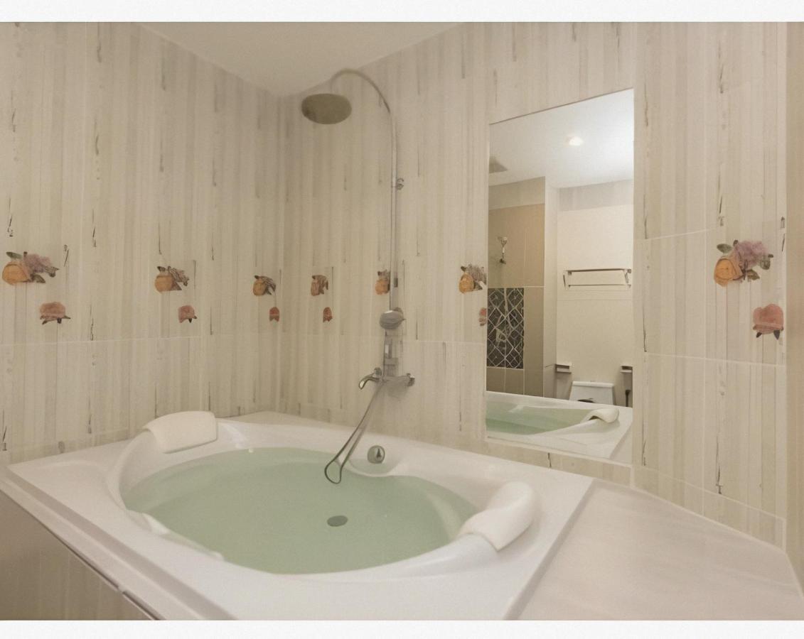 Hotel Lucky Sun Patong Extérieur photo